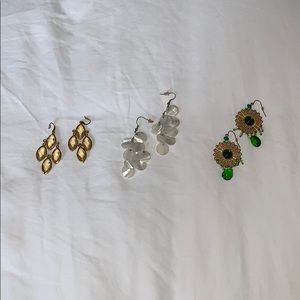 3 pairs of earrings